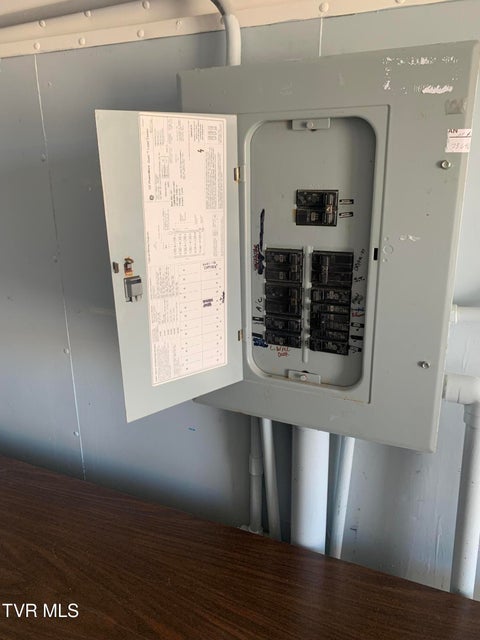 Photo #9: 4987 Bluff City Highway