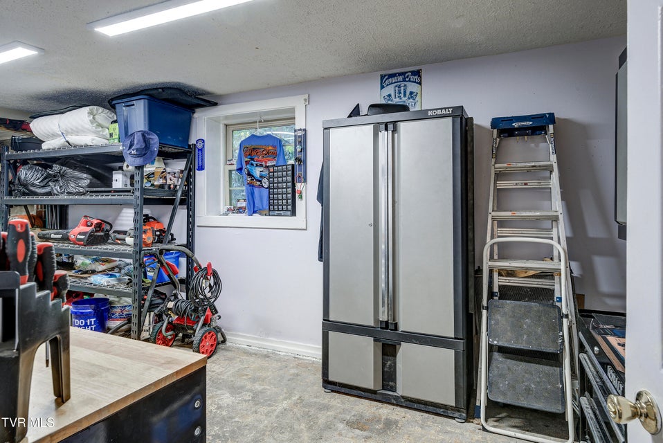 Photo #27: 1678 Echo Court