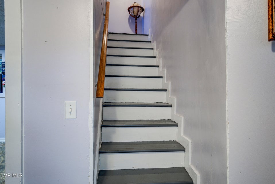 Photo #23: 1678 Echo Court