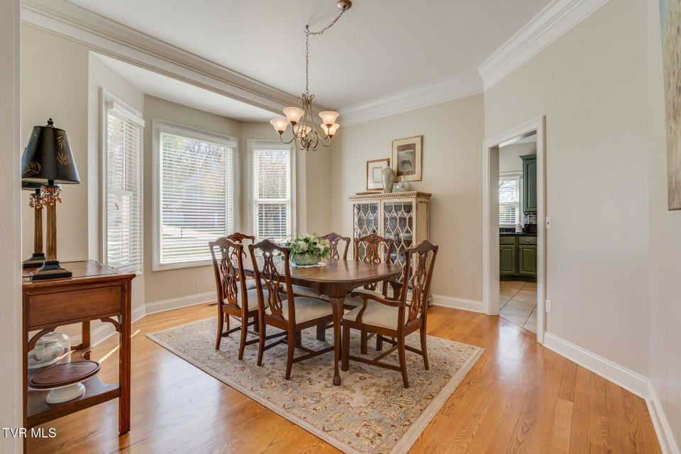 Photo #8: 507 Oliver Approach 