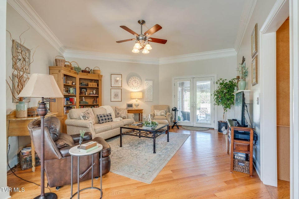 Photo #14: 507 Oliver Approach 