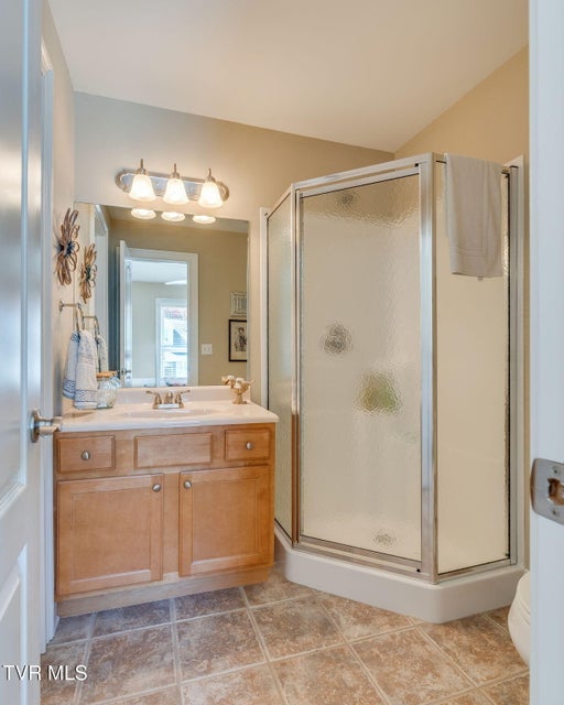 Photo #26: 507 Oliver Approach 