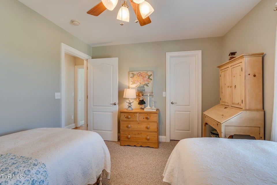 Photo #29: 507 Oliver Approach 