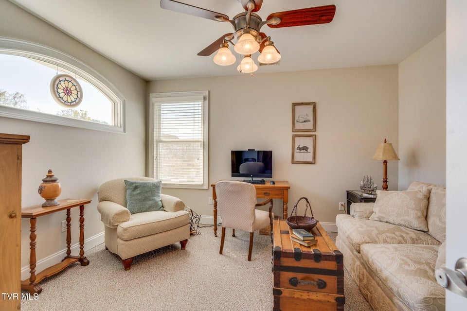 Photo #31: 507 Oliver Approach 