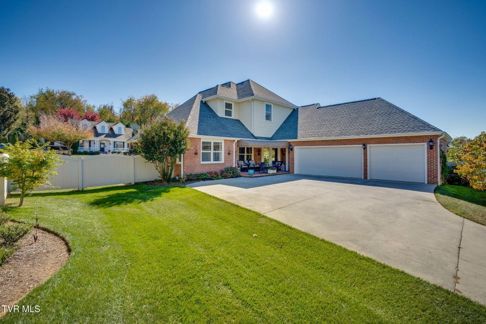 Photo #36: 507 Oliver Approach 