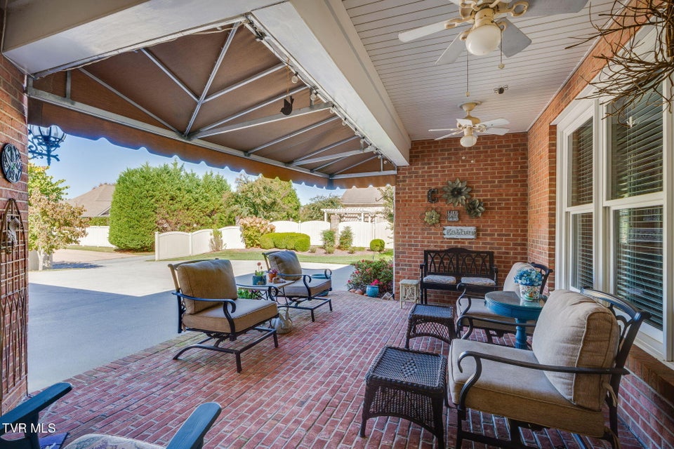 Photo #39: 507 Oliver Approach 