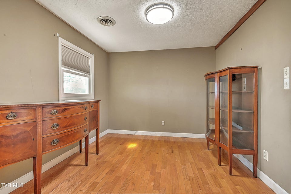 Photo #17: 1406 Ben Gamble Road