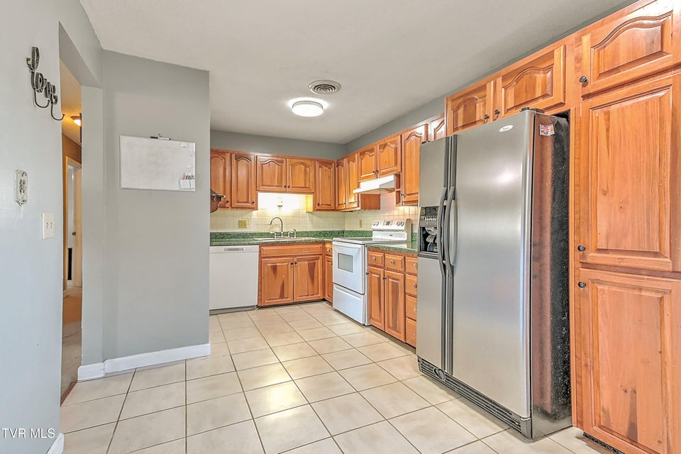 Photo #23: 1406 Ben Gamble Road