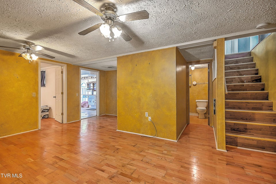 Photo #39: 1406 Ben Gamble Road