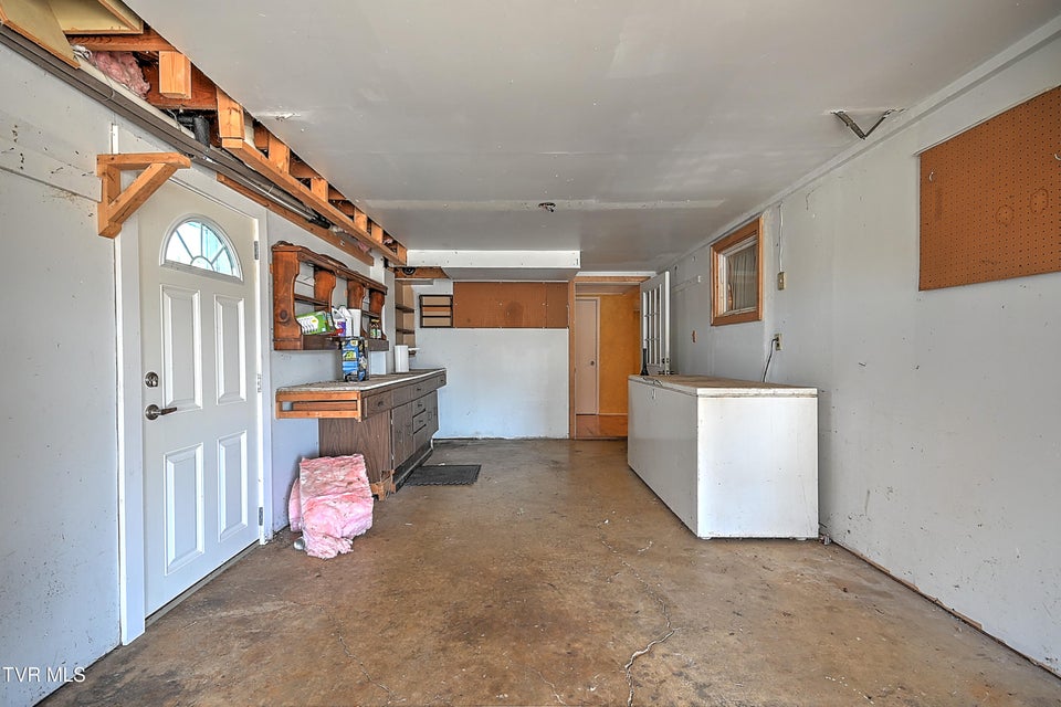 Photo #48: 1406 Ben Gamble Road