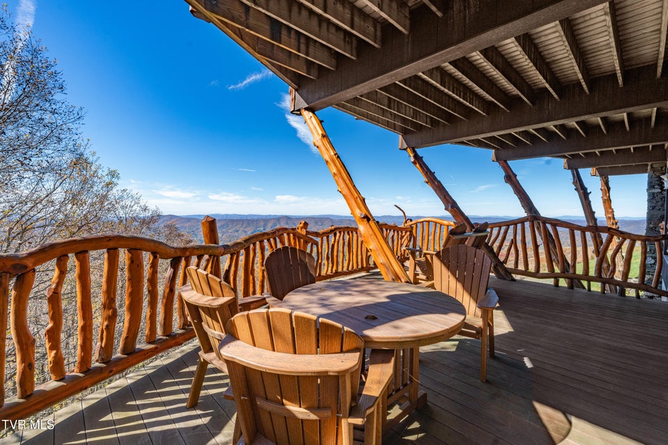 Photo #30: V6 Sun Shine Nvno 