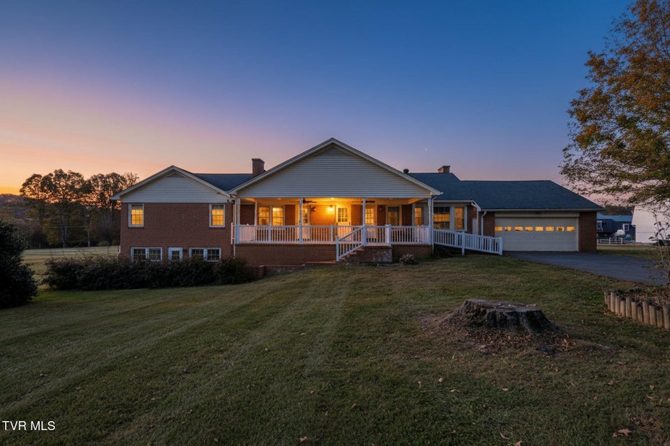 Photo #6: 21 Dodge Street