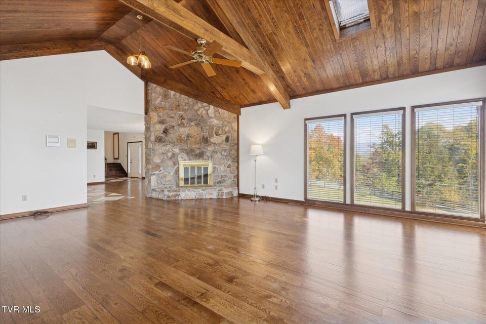 Photo #13: 120 Scott Lane