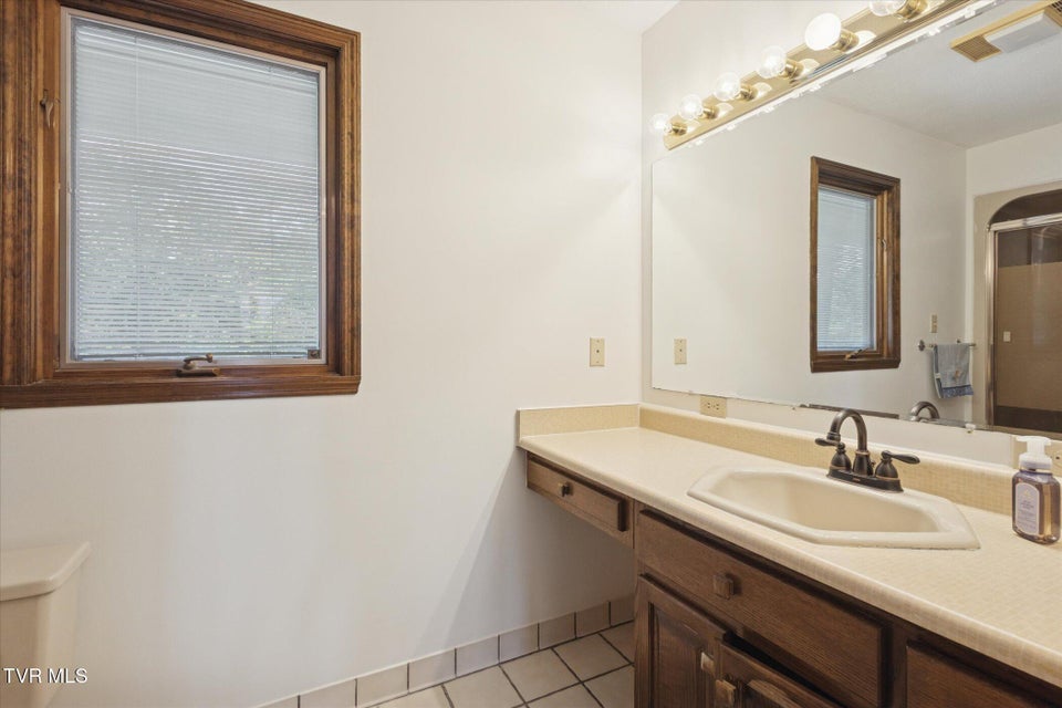 Photo #28: 120 Scott Lane