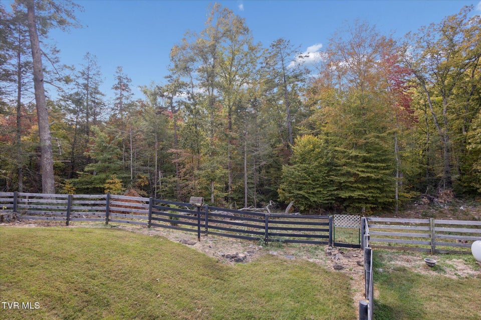 Photo #39: 120 Scott Lane