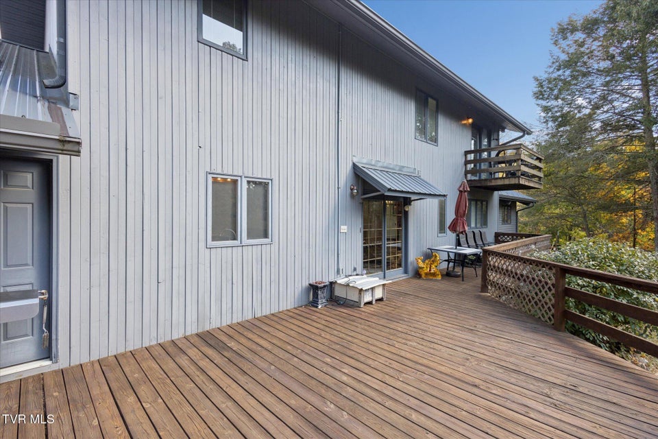 Photo #41: 120 Scott Lane