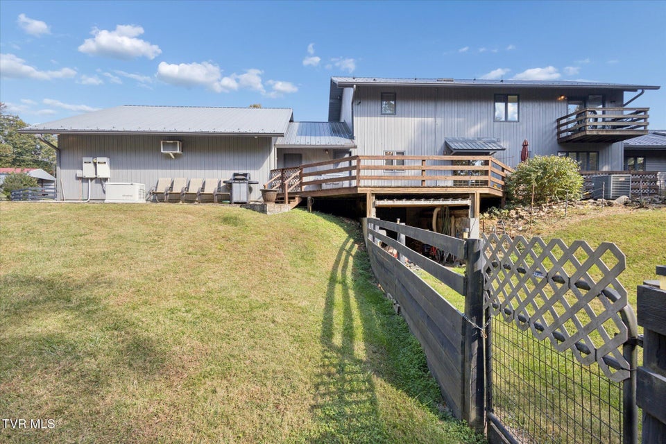 Photo #43: 120 Scott Lane