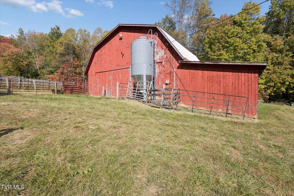 Photo #49: 120 Scott Lane