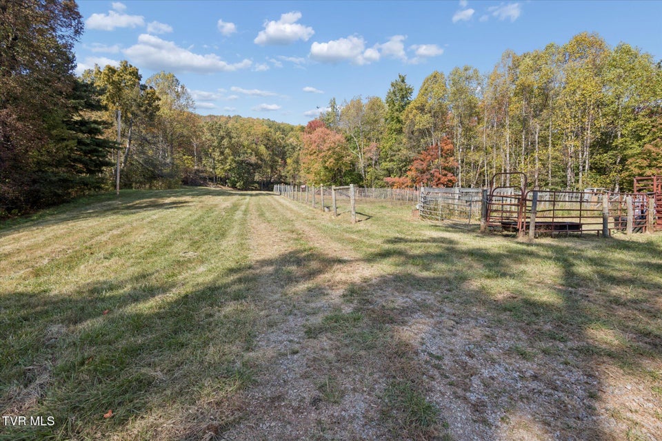 Photo #51: 120 Scott Lane