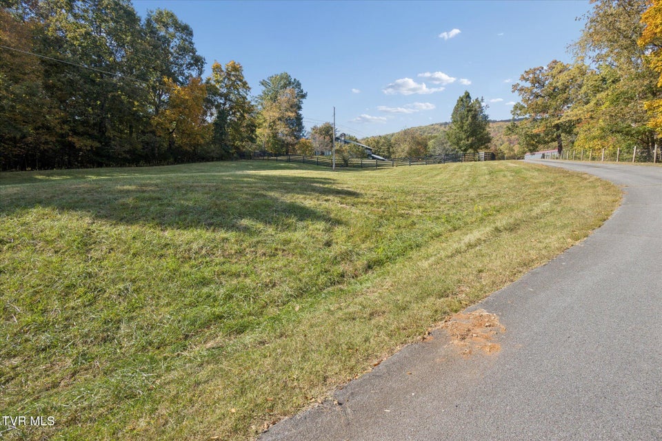 Photo #52: 120 Scott Lane