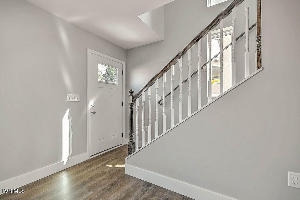 Photo #4: 1101 Rhode Island Avenue