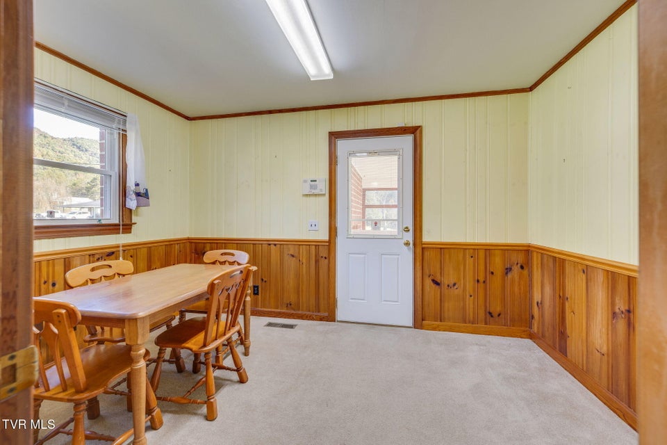 Photo #12: 185 Banjo Drive