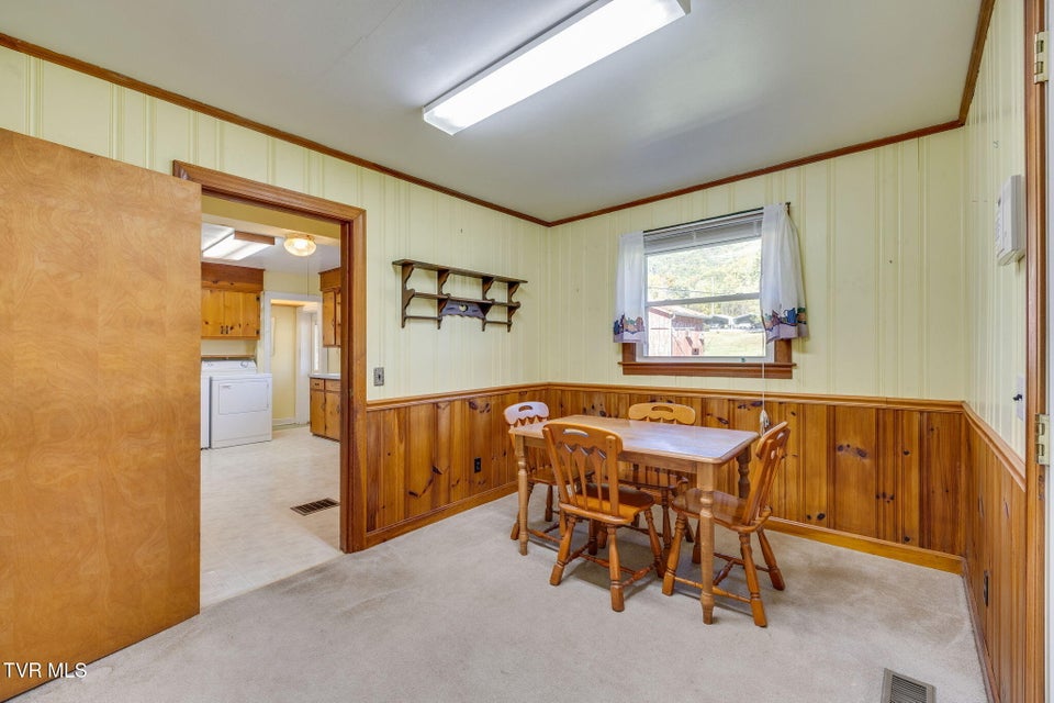 Photo #13: 185 Banjo Drive