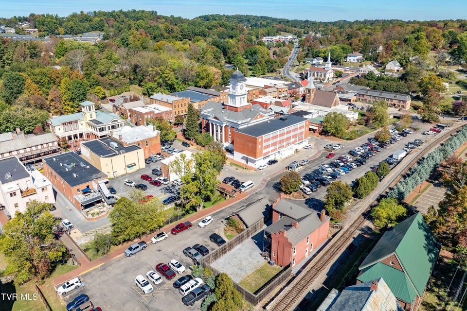 Photo #80: 120 Cherokee Street