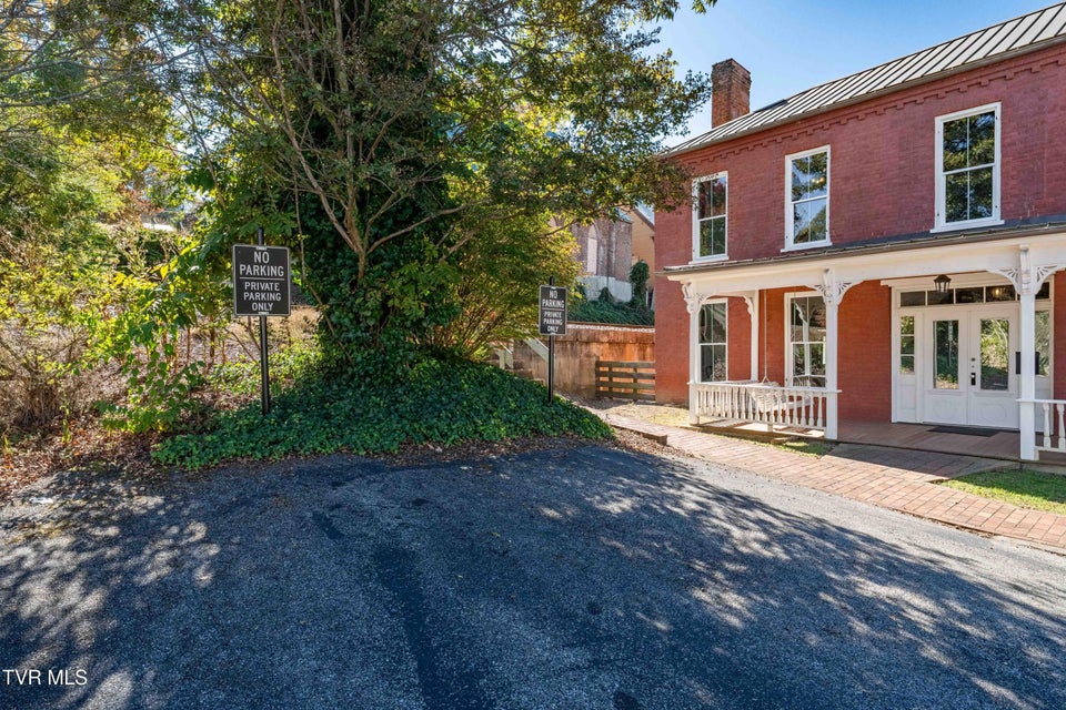 Photo #89: 120 Cherokee Street