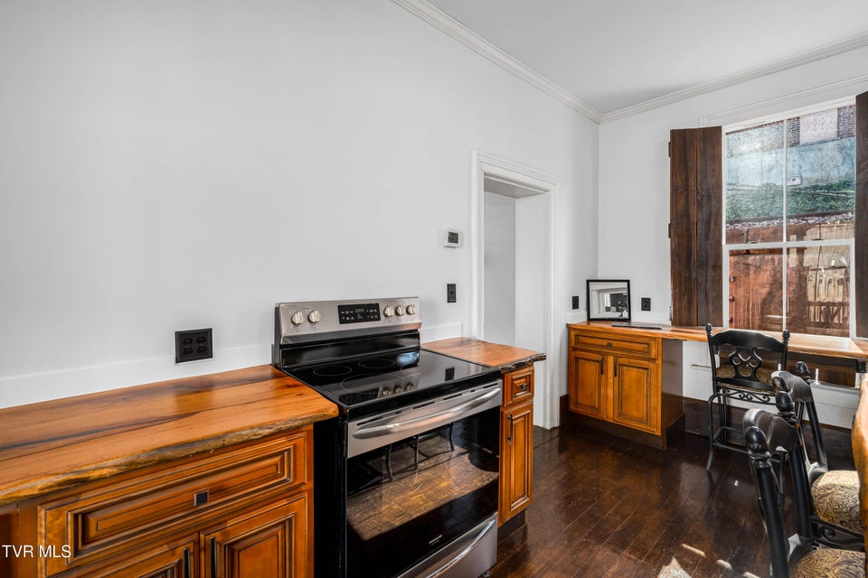 Photo #24: 120 Cherokee Street