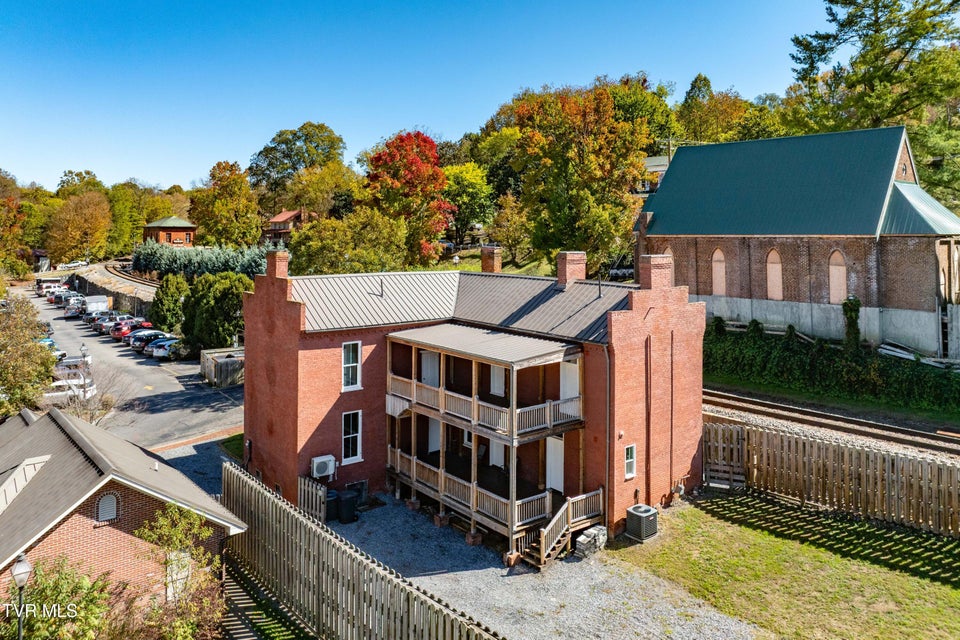 Photo #66: 120 Cherokee Street