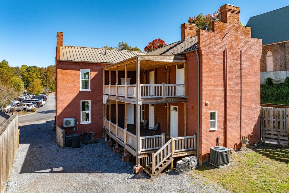 Photo #67: 120 Cherokee Street