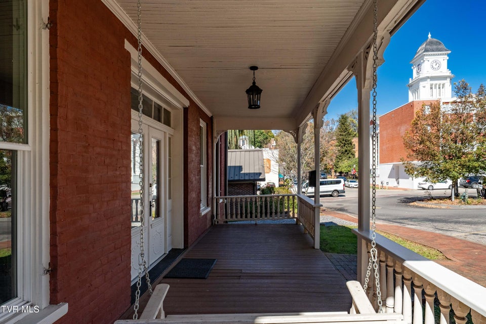 Photo #7: 120 Cherokee Street