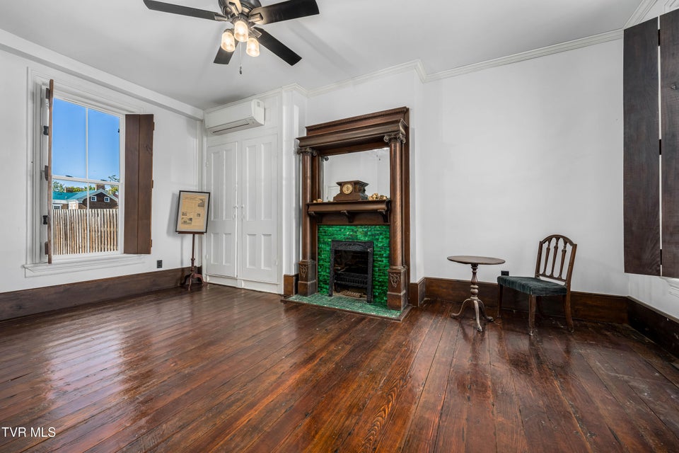 Photo #12: 120 Cherokee Street