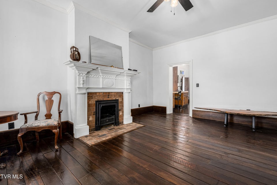 Photo #18: 120 Cherokee Street