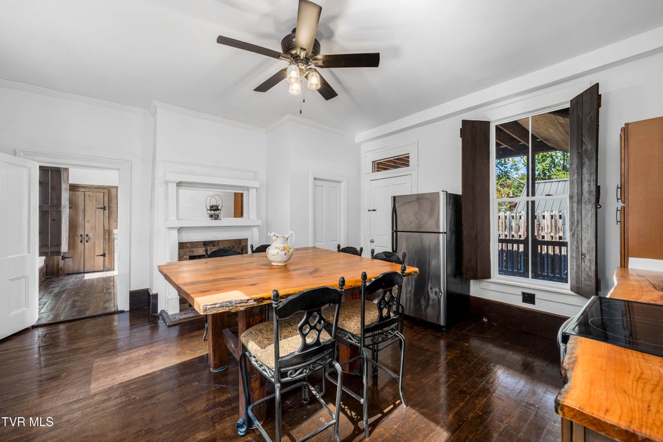 Photo #21: 120 Cherokee Street