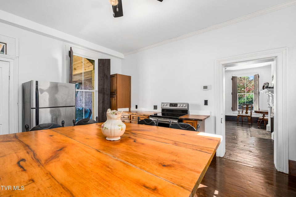 Photo #22: 120 Cherokee Street