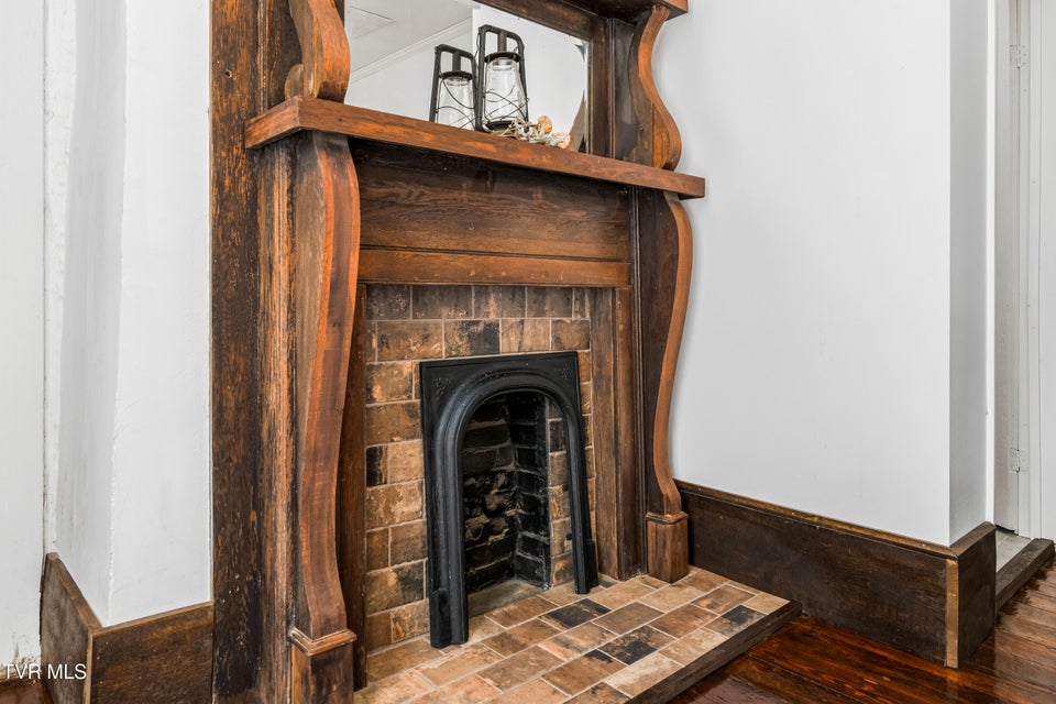 Photo #51: 120 Cherokee Street