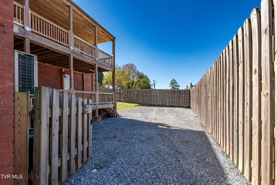 Photo #90: 120 Cherokee Street