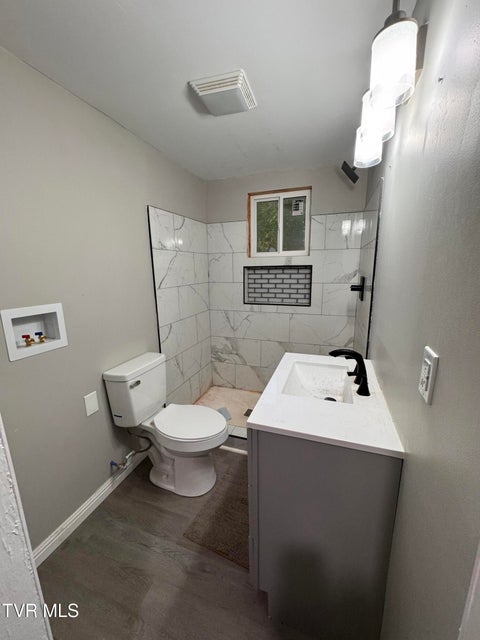 Photo #26: 705 Lehigh Street