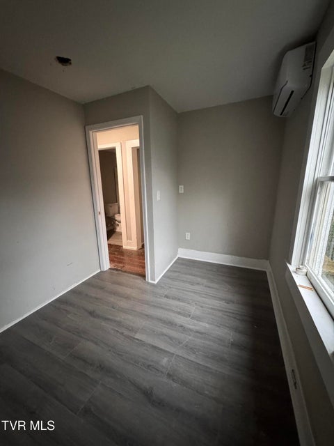 Photo #22: 705 Lehigh Street