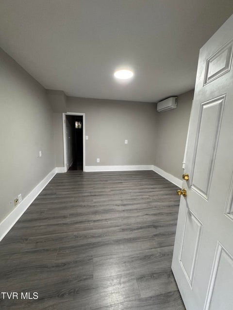 Photo #19: 705 Lehigh Street