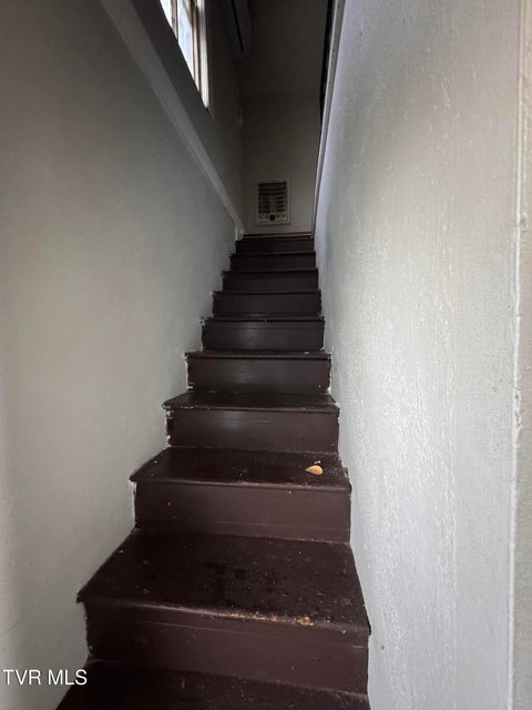 Photo #17: 705 Lehigh Street