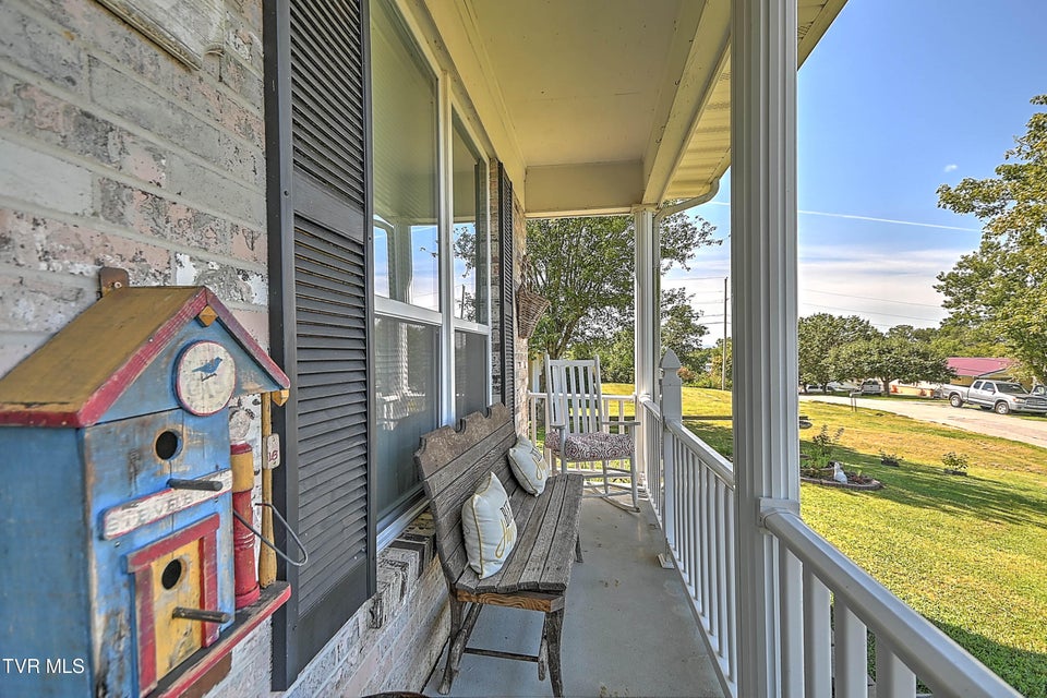 Photo #6: 95 Britton Avenue