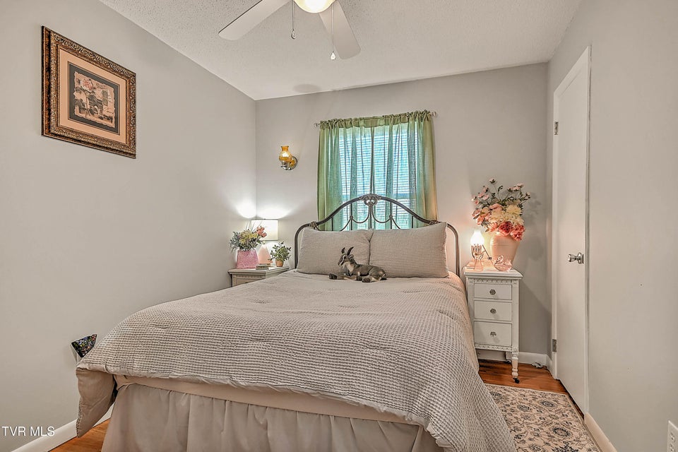 Photo #18: 95 Britton Avenue