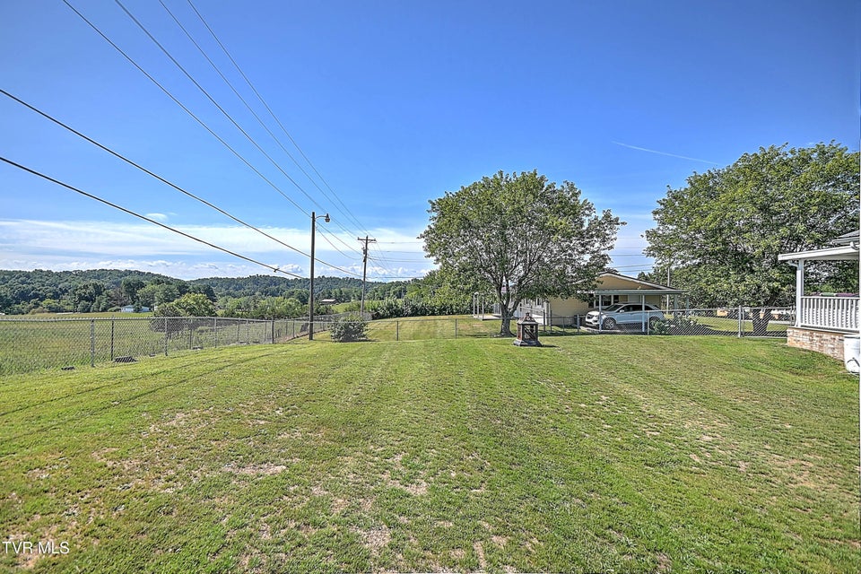 Photo #35: 95 Britton Avenue