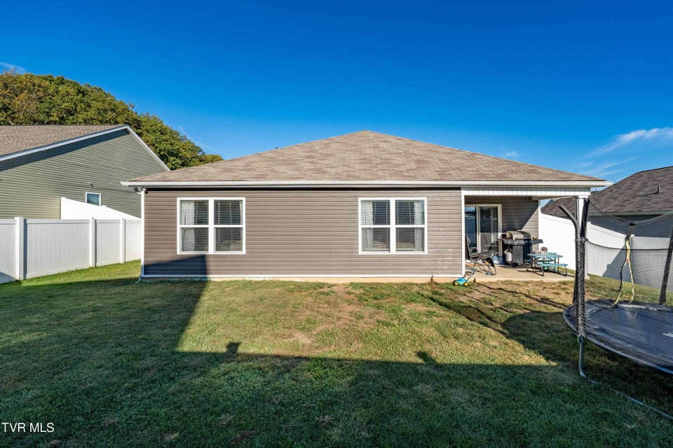 Photo #14: 3149 Phillips Way