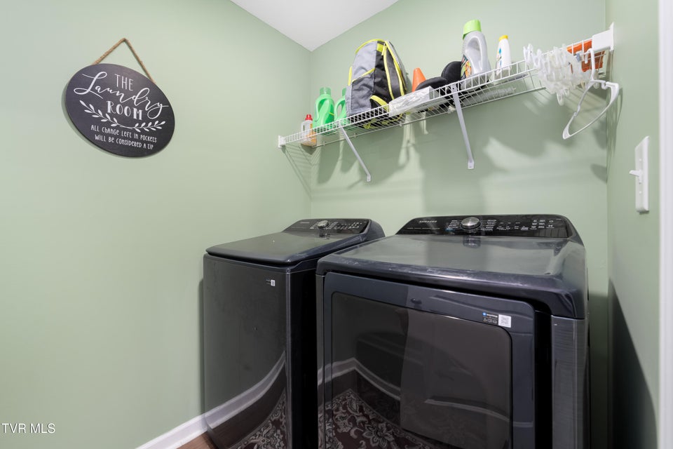 Photo #26: 3149 Phillips Way