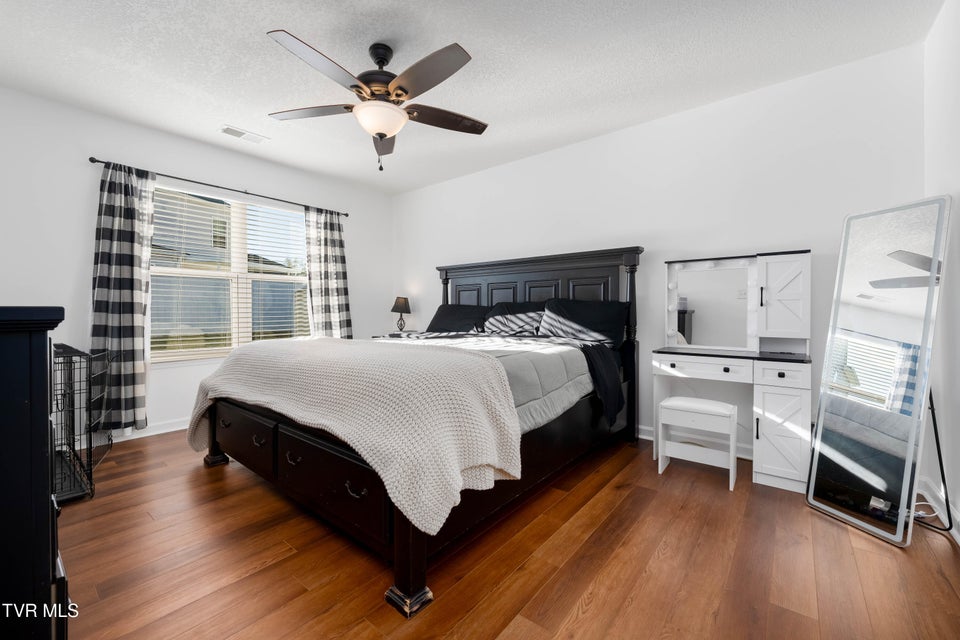 Photo #5: 3149 Phillips Way