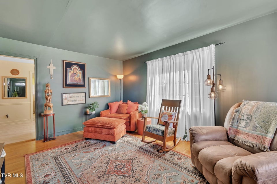 Photo #7: 1420 Belmont Drive